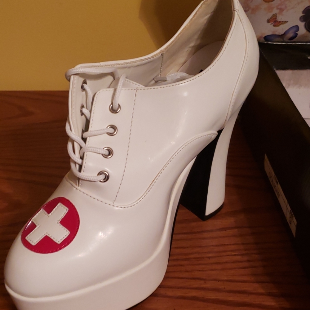 Pleaser white patent nurse medical platforms